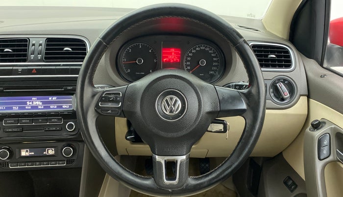2012 Volkswagen Vento HIGHLINE DIESEL, Diesel, Manual, 68,321 km, Steering Wheel Close Up
