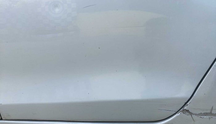 2012 Maruti Swift VXI, Petrol, Manual, 31,475 km, Rear left door - Minor scratches