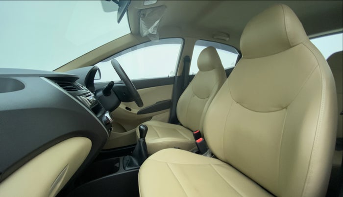 2017 Hyundai Eon ERA PLUS, Petrol, Manual, 51,324 km, Right Side Front Door Cabin View
