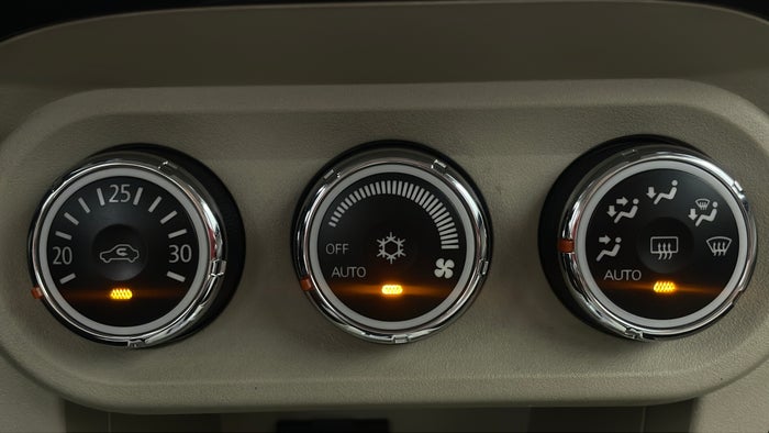 MITSUBISHI LANCER EX-Automatic Climate Control