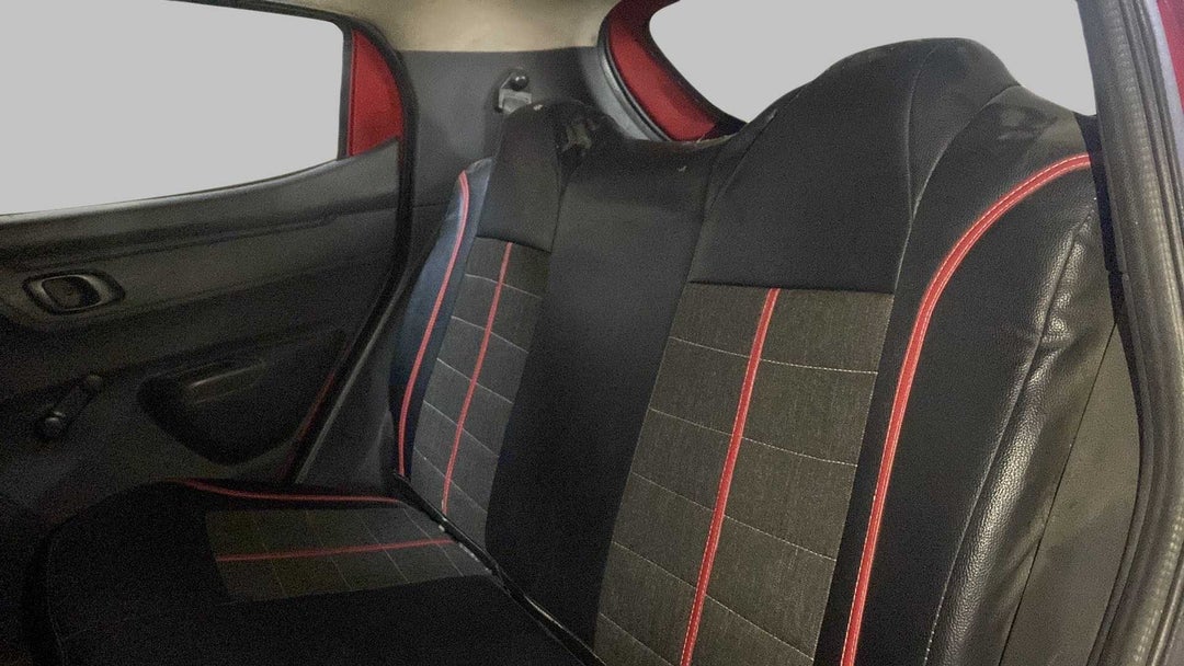 Right Side Rear Door Cabin