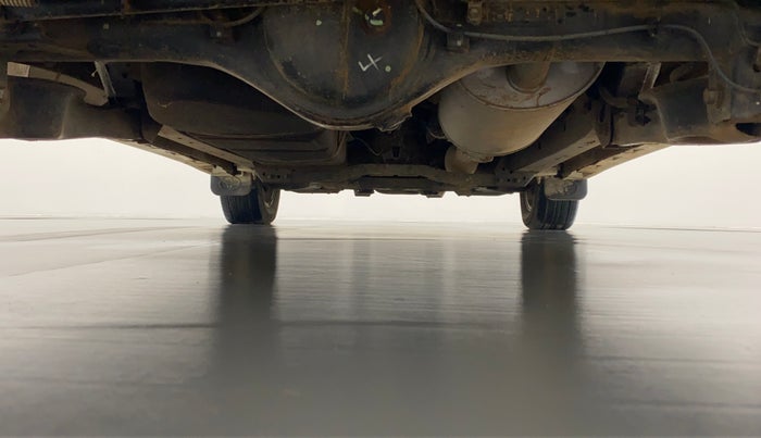 2014 Toyota Innova 2.5 ZX 7 STR BS IV, Diesel, Manual, 61,021 km, Rear Under Body