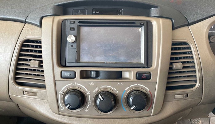 2015 Toyota Innova 2.5 GX 7 STR, Diesel, Manual, 21,946 km, Infotainment system - Rear speakers missing / not working