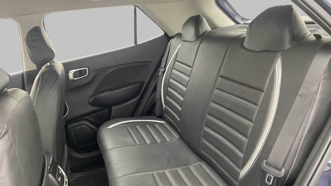 Right Side Rear Door Cabin