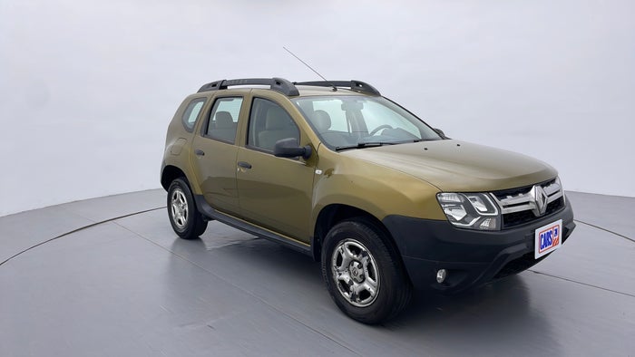 2017 RENAULT DUSTER-Right Front Diagonal (45- Degree) View