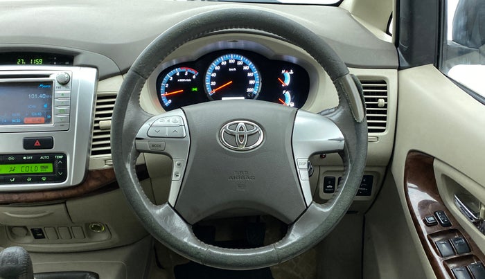 2012 Toyota Innova 2.5 VX 8 STR, Diesel, Manual, 89,785 km, Steering Wheel Close Up