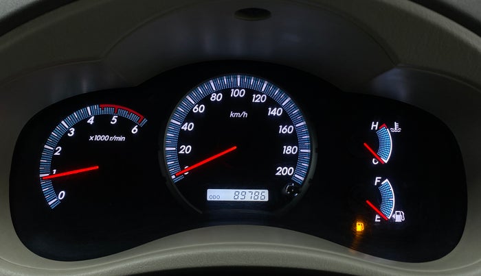 2012 Toyota Innova 2.5 VX 8 STR, Diesel, Manual, 89,785 km, Odometer Image