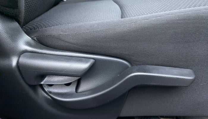 2018 Honda BR-V 1.5L I-VTEC V CVT, Petrol, Automatic, 25,407 km, Driver Side Adjustment Panel