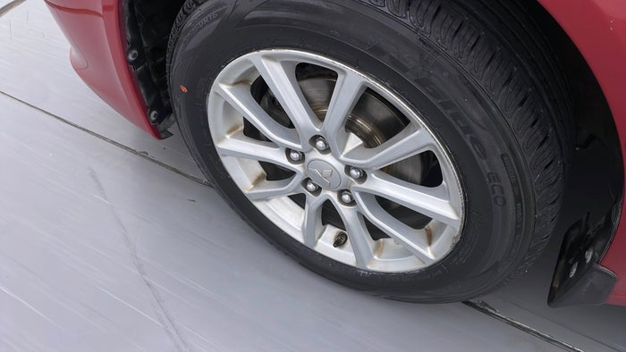 MITSUBISHI LANCER EX-Alloy Wheel LHS Front Scratch