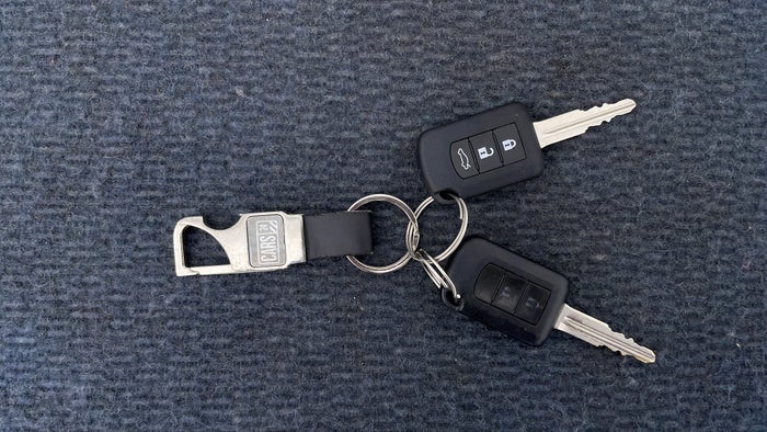 MITSUBISHI LANCER EX-Key Close-up