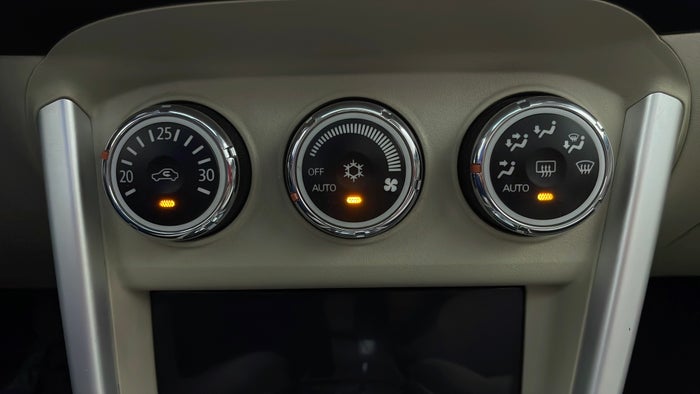 MITSUBISHI LANCER EX-Automatic Climate Control