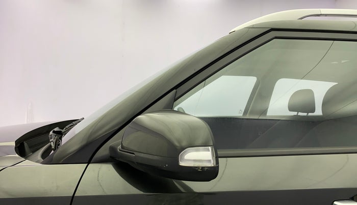 2020 Hyundai VENUE SX PLUS 1.0 TURBO DCT, Petrol, Automatic, 46,313 km, Left rear-view mirror - Folding motor not working