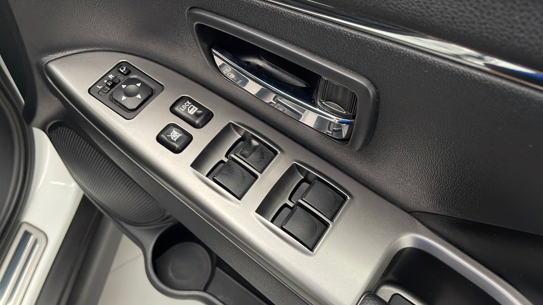 2021 Mitsubishi ASX Es Plus (2wd), Automatic, 93734 km, Drivers Side Door Panel Controls