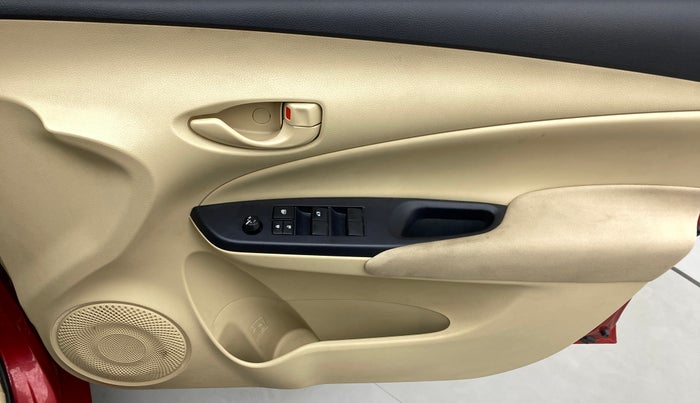 2019 Toyota YARIS J MT, Petrol, Manual, 27,652 km, Driver Side Door Panels Control