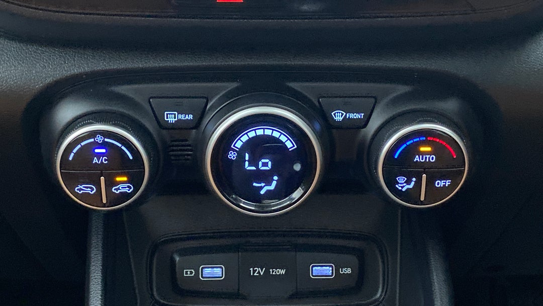 Automatic Climate Control 