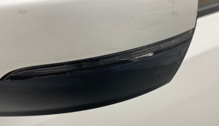 2017 Volkswagen Polo HIGHLINE1.2L PETROL, Petrol, Manual, 98,115 km, Left rear-view mirror - Indicator light has minor damage