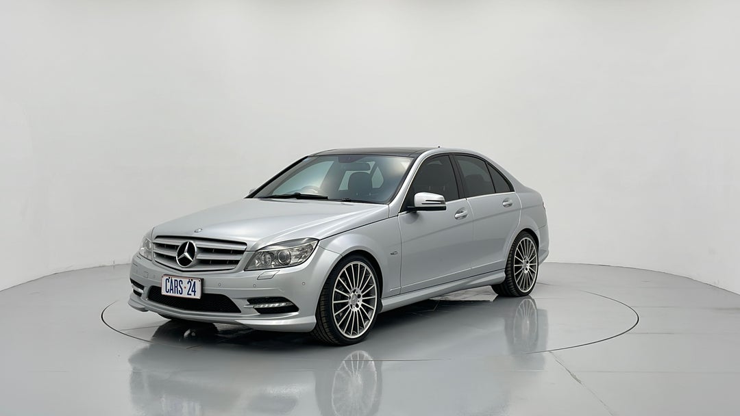 Left Front Diagonal (45- Degree) View