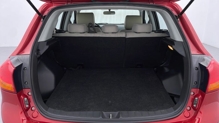 MITSUBISHI ASX-Boot Inside View