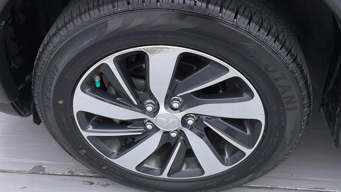 MITSUBISHI ASX-Alloy Wheel LHS Front Scratch