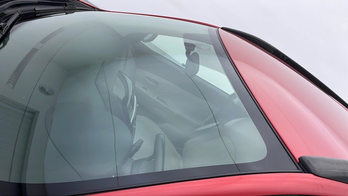 MITSUBISHI ASX-Windshield Front Scratch