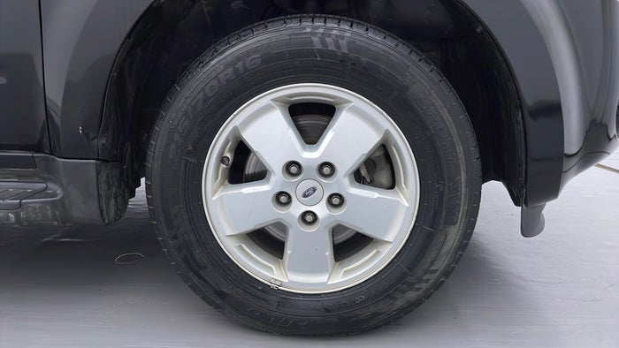 FORD ESCAPE-Right Front Tyre