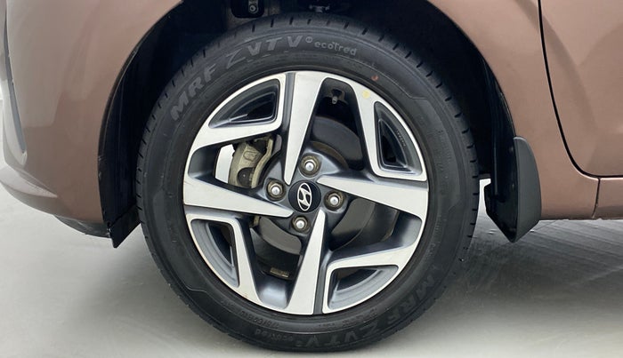 2020 Hyundai AURA SX 1.2 (O), Petrol, Manual, 11,800 km, Left Front Wheel