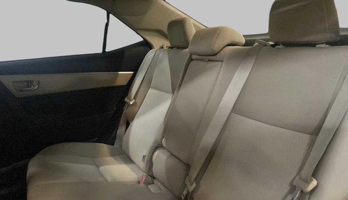 2017 Toyota Corolla Altis G PETROL, Petrol, Manual, 49,644 km, Right Side Rear Door Cabin