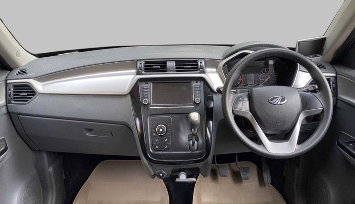 2017 Mahindra KUV 100 NXT K6+ P 6 STR, Petrol, Manual, 44,434 km, Dashboard