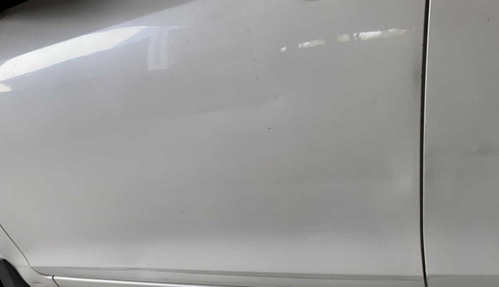 2012 Maruti Swift VXI, Petrol, Manual, 20,871 km, Front passenger door - Minor scratches