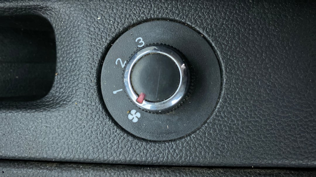 Rear AC Temperature Control 