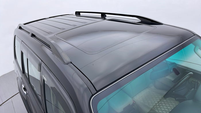 MITSUBISHI PAJERO-Roof/Sunroof View