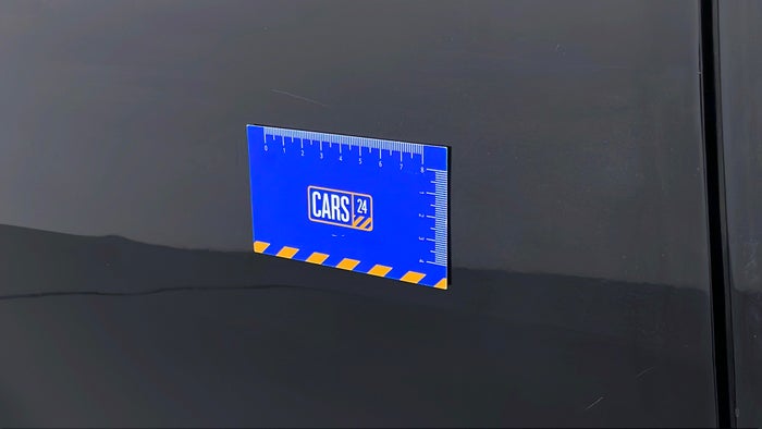 MITSUBISHI PAJERO-Door Exterior RHS Rear Scratch