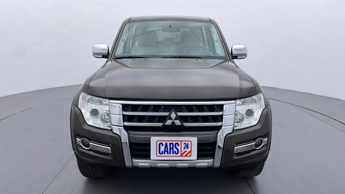 MITSUBISHI PAJERO-Front View