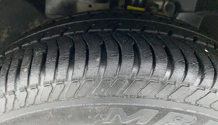 2018 Ford Ecosport 1.5TITANIUM TDCI, Diesel, Manual, 46,425 km, Left Front Tyre Tread