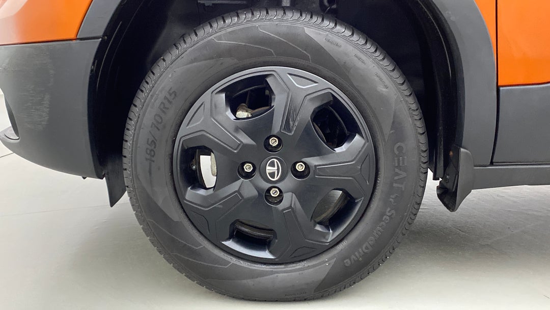 Left Front Wheel