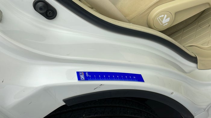TOYOTA PRADO-Pillar RHS C Dent