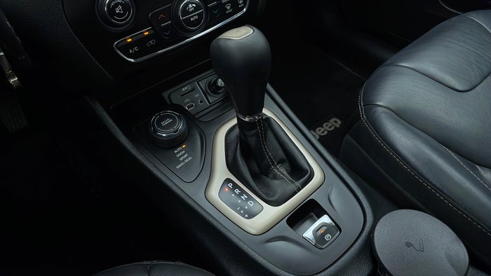 JEEP CHEROKEE-Gear Lever
