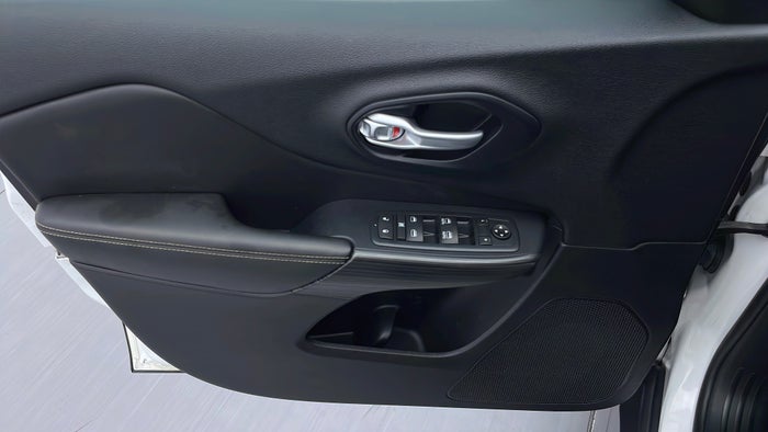 JEEP CHEROKEE-Driver Side Door Panels Controls