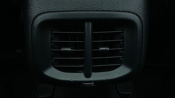 JEEP CHEROKEE-Rear AC Vents
