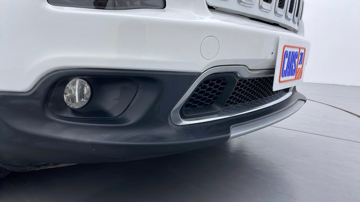 JEEP CHEROKEE-Bumper Front Faded