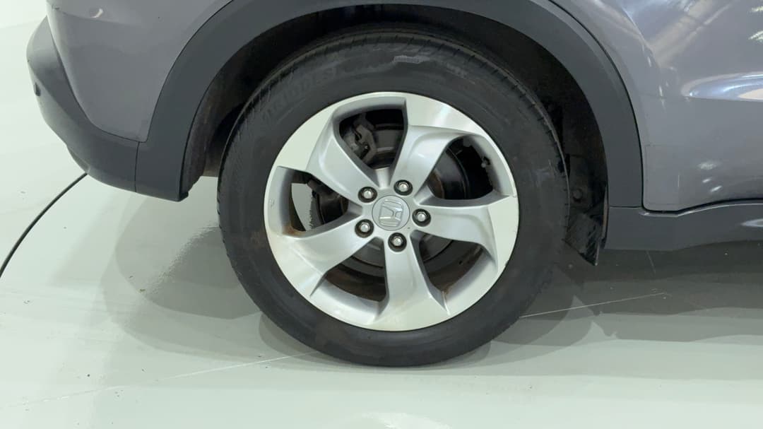 2017 Honda HR-V Vti-s, Automatic, 85115 km, Right Rear Wheel