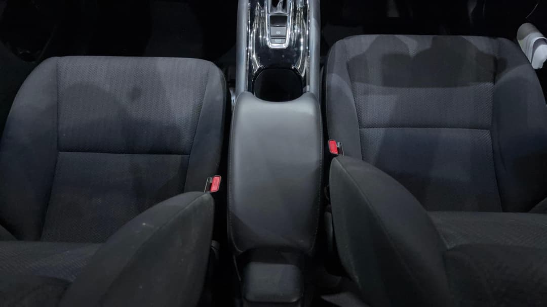 2017 Honda HR-V Vti-s, Automatic, 85115 km, Center Console