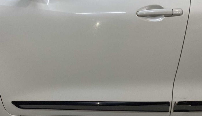 2018 Maruti Swift VXI, Petrol, Manual, 57,086 km, Front passenger door - Slightly dented