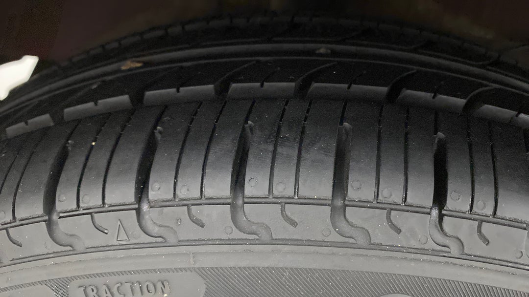 Right Rear Tyre Tread