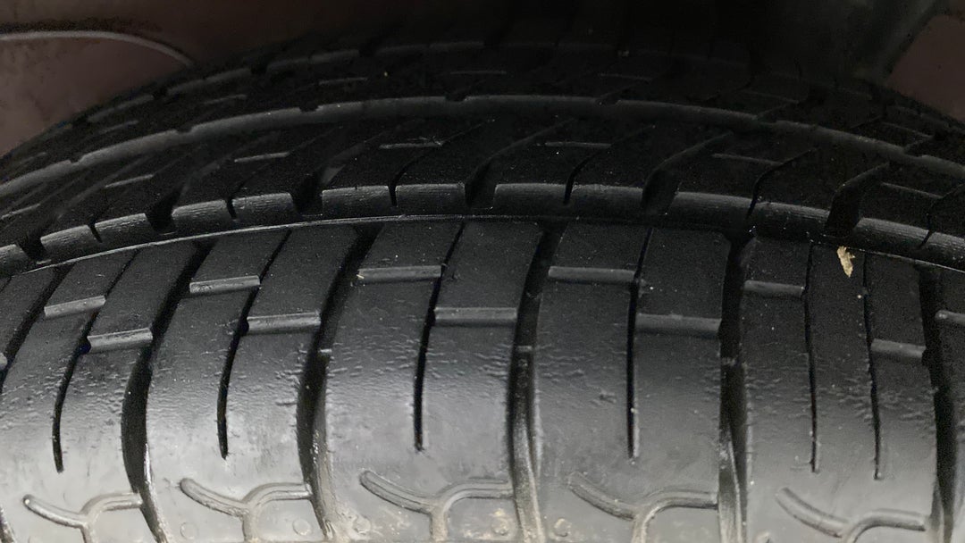 Left Rear Tyre Tread