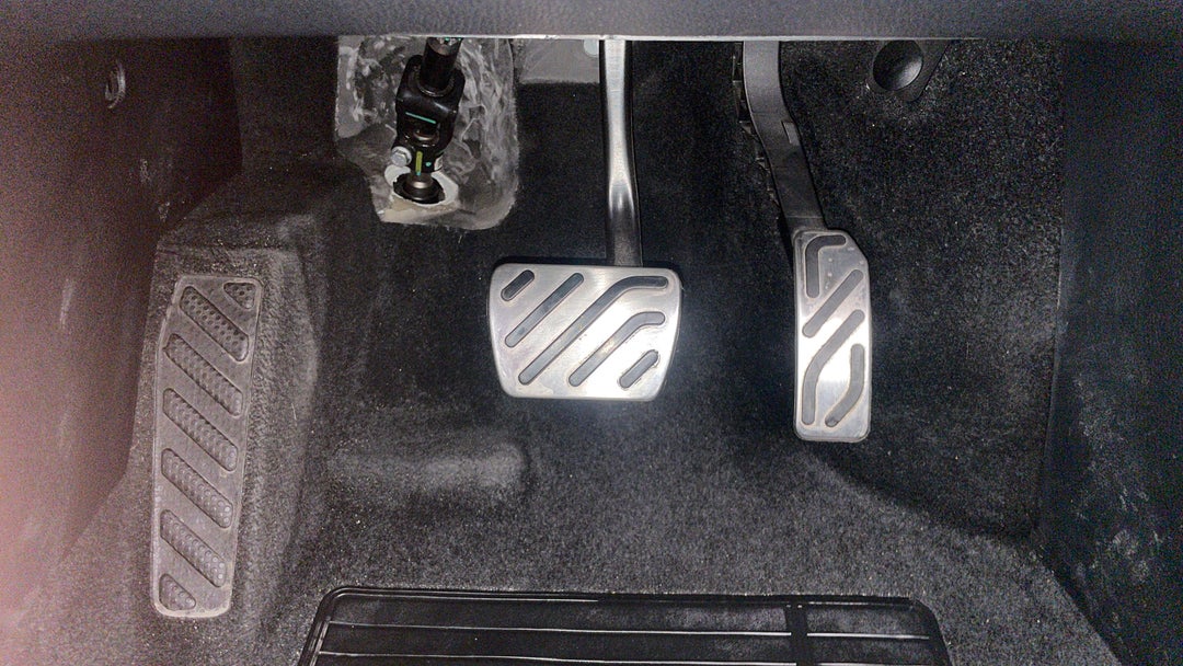 Pedals and Footmat