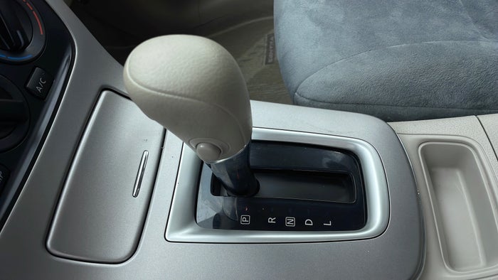 NISSAN SENTRA-Gear Lever