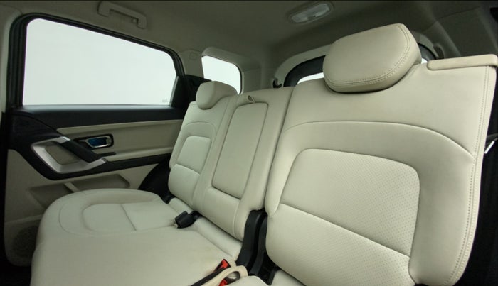 2021 Tata Safari XZ, Diesel, Manual, 11,931 km, Right Side Rear Door Cabin