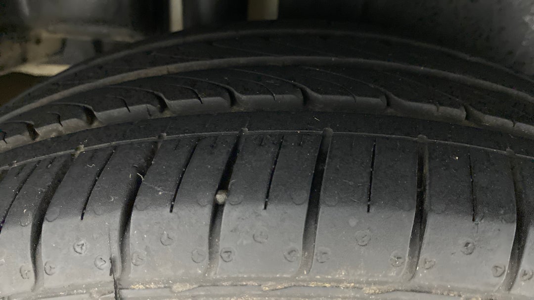 Right Rear Tyre Tread