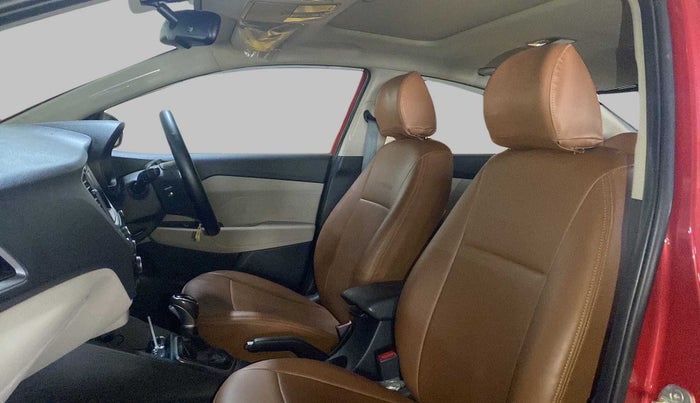 2019 Hyundai Verna 1.6 VTVT SX + AT, Petrol, Automatic, 15,434 km, Right Side Front Door Cabin